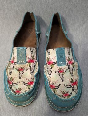 Ariat Slip On Shoes Women's 9B Green Longhorns Cruisers Loafers